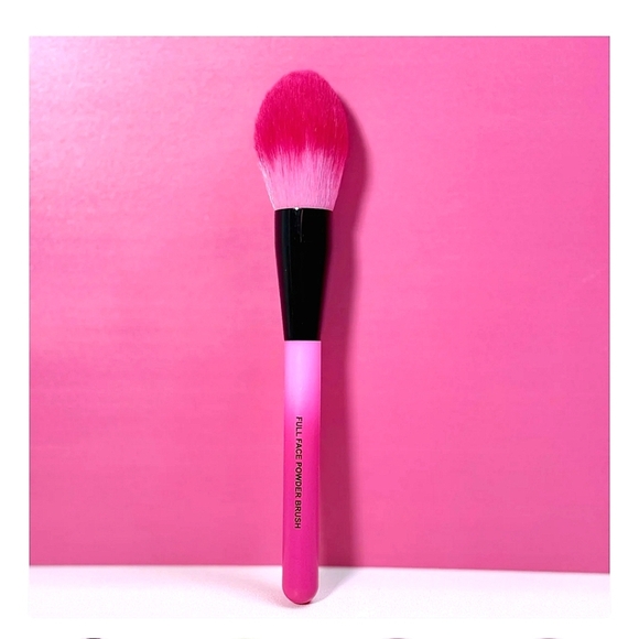 3/$30 Pretty in Pink Brush Set - Picture 4 of 7